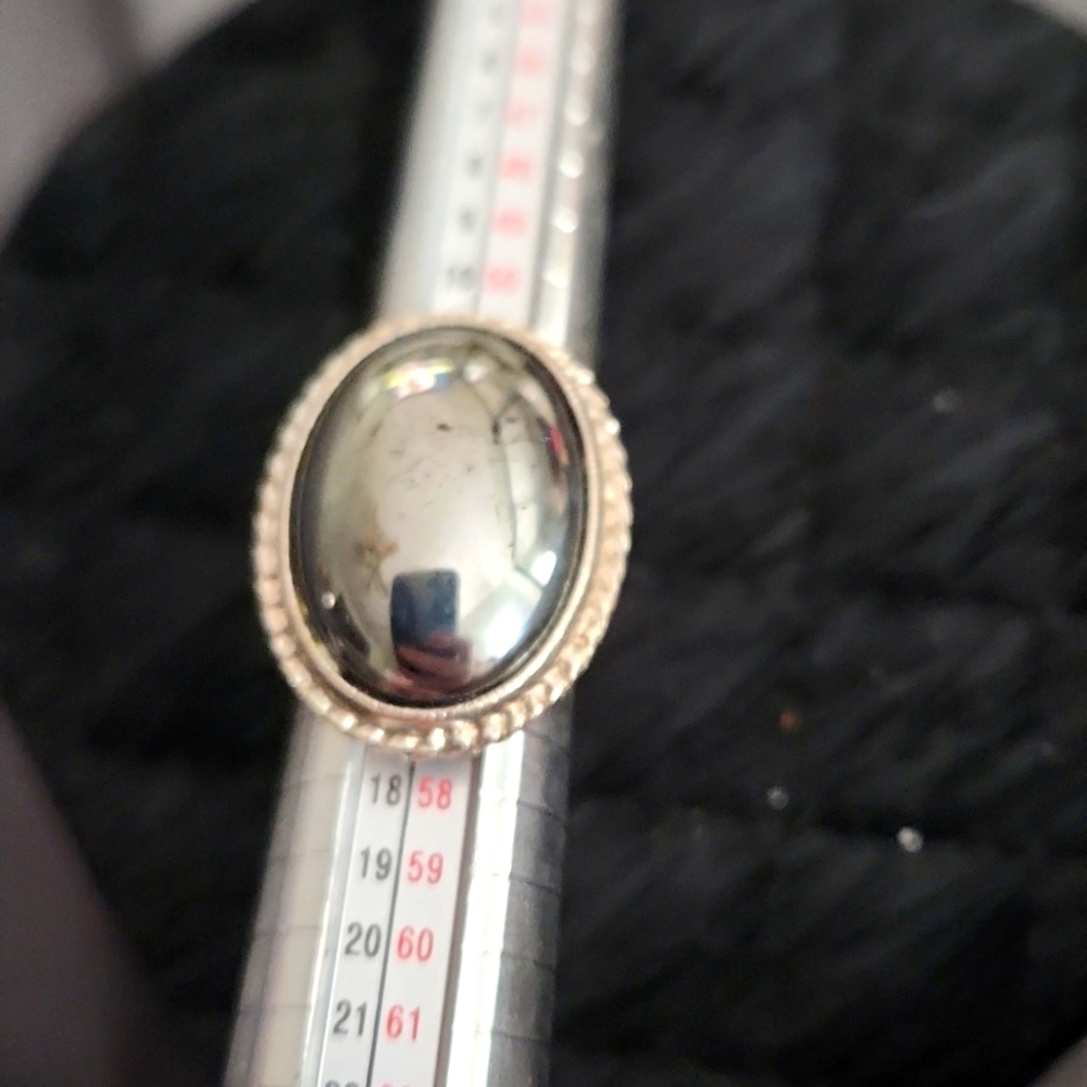 Size 7.5 vintage ring
